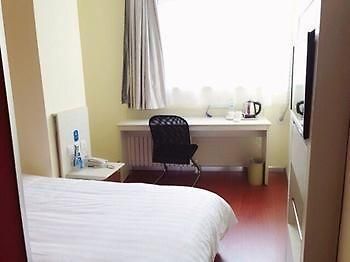 Hanting Hotel Ji'Nan Jingliu Road Jinan Exterior foto